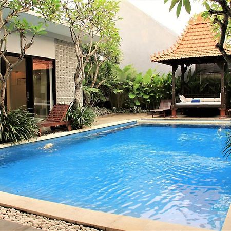 The Nibbana Villas Seminyak Exterior foto
